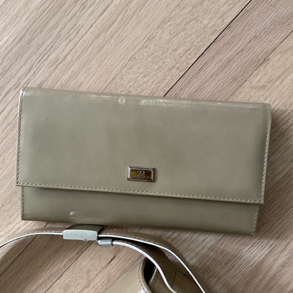 Gai Mattiolo Beige Purse and Wallet Set - Picture 4 of 11